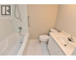 157 SILVERBIRCH Boulevard - 21