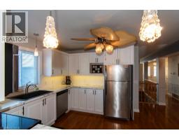 156 GRACEHILL Crescent - 22