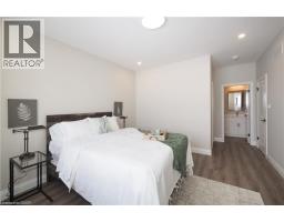 112 BEDELL Drive - 22