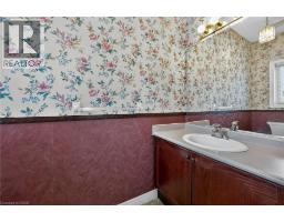 20 TWENTYPLACE Boulevard - 11