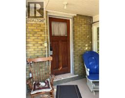 344 PAISLEY Road - 4