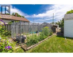 2718 UPPER JAMES Street - 16