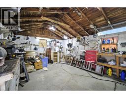2718 UPPER JAMES Street - 17