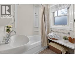 287 MAIN Street E - 24