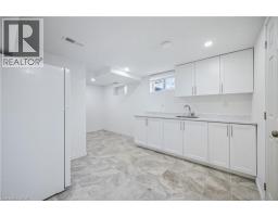 8 GORDON Street - 24