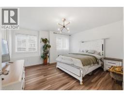 147 KEMP Crescent - 18