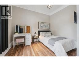 41 CROMBIE Street - 24