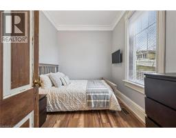 41 CROMBIE Street - 26