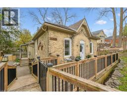 41 CROMBIE Street - 3