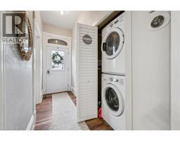 41 CROMBIE Street - 31