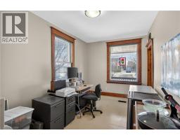 113 FREELTON Road - 19