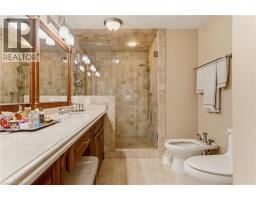 74 OAK KNOLL Drive - 33