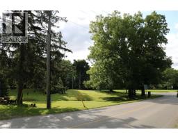 1109 EFFINGHAM Street - 6