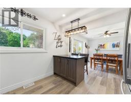 322 MOORE Street - 7