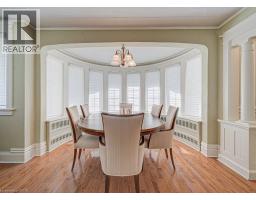 2032 CORONATION Avenue - 17