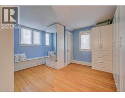 2032 CORONATION Avenue - 24