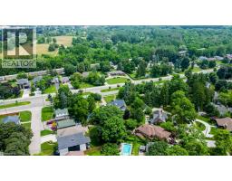 2032 CORONATION Avenue - 44