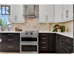 701 BREAKWATER Crescent - 11