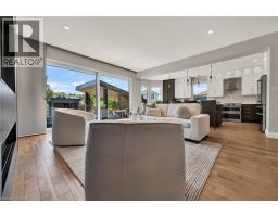 701 BREAKWATER Crescent - 6
