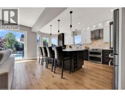 701 BREAKWATER Crescent - 8