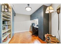 2287 LAKE SHORE Boulevard W UnitNo. 301 - 18