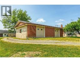 617 EIGHTH Road E - 42