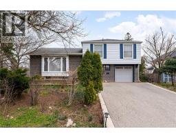 557 TRAFFORD Crescent - 1
