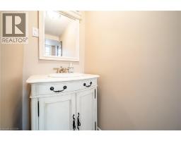 557 TRAFFORD Crescent - 13