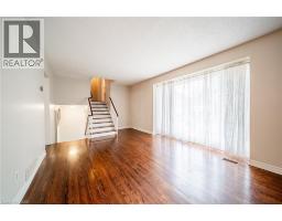 557 TRAFFORD Crescent - 4