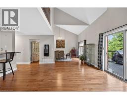 25 HAMILTON Street S UnitNo. 31 - 15