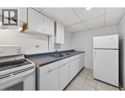54 GOLDCREST Drive - 31