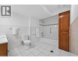 54 GOLDCREST Drive - 33