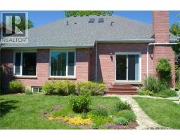 54 GOLDCREST Drive - 38