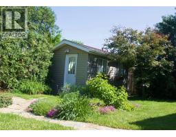 54 GOLDCREST Drive - 40