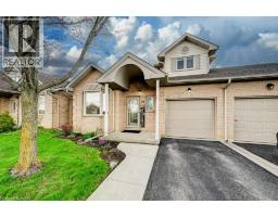 94 GREENTRAIL Drive UnitNo. 44 - 1