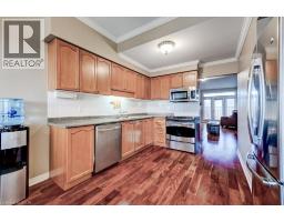 94 GREENTRAIL Drive UnitNo. 44 - 16
