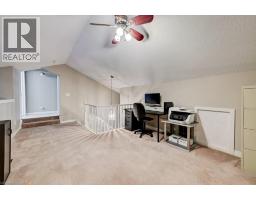 94 GREENTRAIL Drive UnitNo. 44 - 27