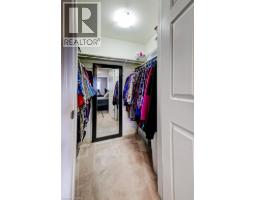 94 GREENTRAIL Drive UnitNo. 44 - 32