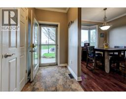 94 GREENTRAIL Drive UnitNo. 44 - 4