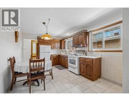 11 DUFF Street - 12