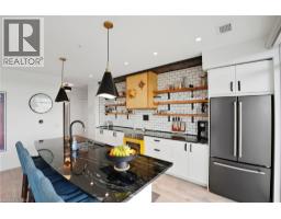 50 GRAND Avenue S UnitNo. 1014 - 9