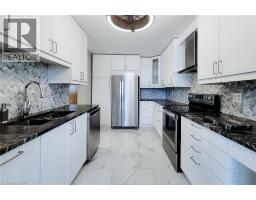 700 DYNES Road UnitNo. 712 - 16