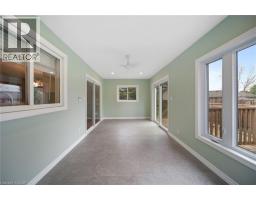 16 MACPHERSON Drive - 13