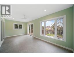 16 MACPHERSON Drive - 14