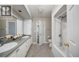 16 MACPHERSON Drive - 22