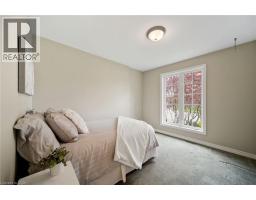 16 MACPHERSON Drive - 26