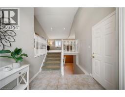 16 MACPHERSON Drive - 6