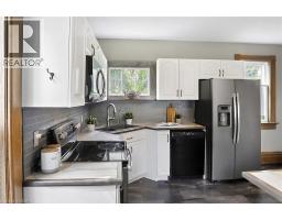3212 ROSEVILLE Road - 33