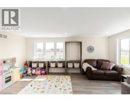 136 RYMER Road - 19