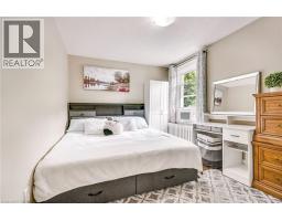 25 MOUNTWOOD Avenue UnitNo. 14 - 27